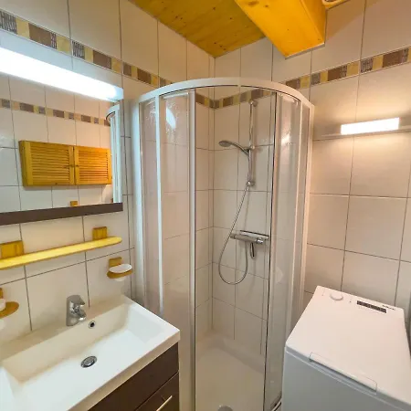 Joli 'les Airelles Du Lac' T2, Rez De Jardin, Parking Apartment