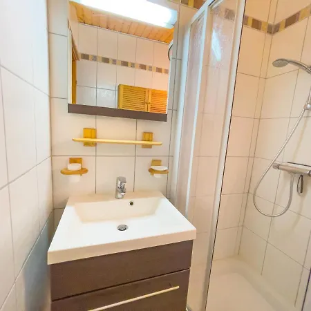 Joli 'les Airelles Du Lac' T2, Rez De Jardin, Parking *